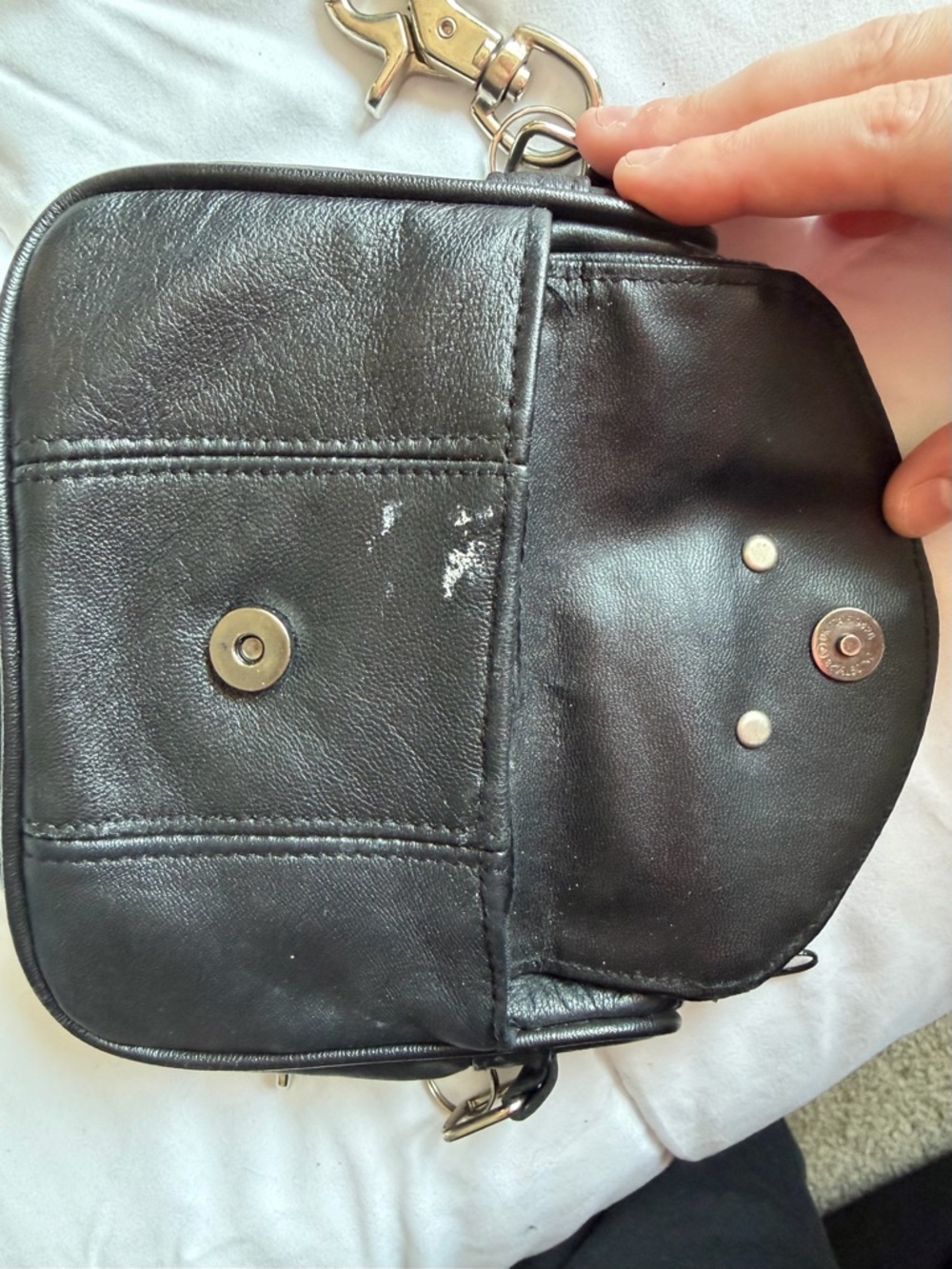 Vintage Y2K Black Faux Leather Crossbody Bag Silver Eagle Chain Strap - Picture 5 of 8